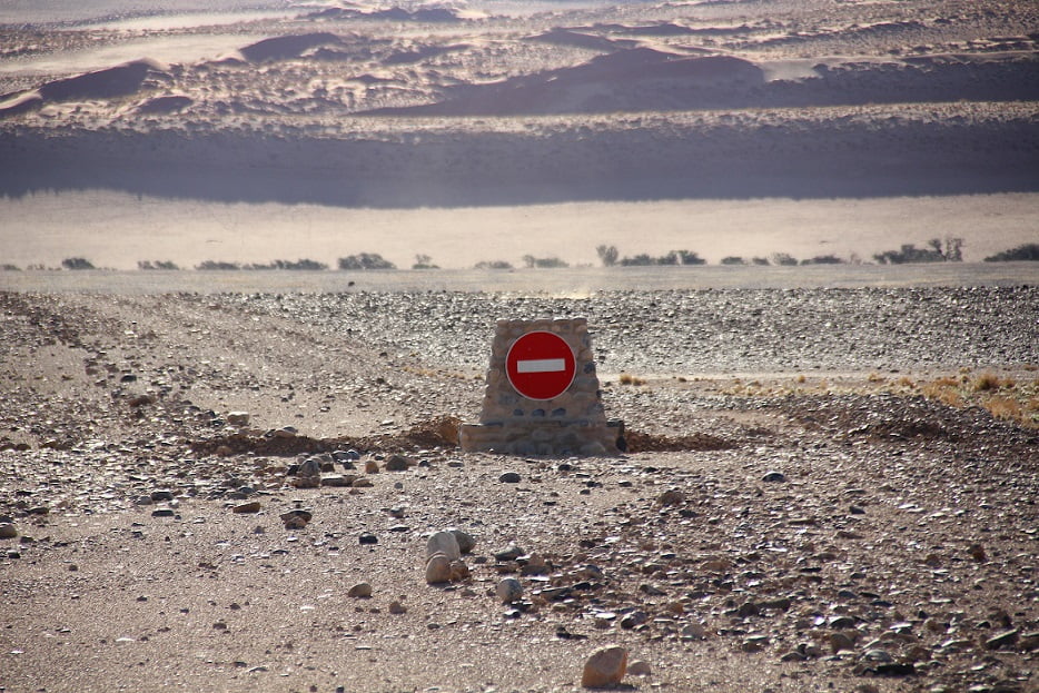 E, no meio do nada, em Sossusvlei, o fim do caminho (Viagem fotográfica pela Namíbia por Carioca NoMundo)