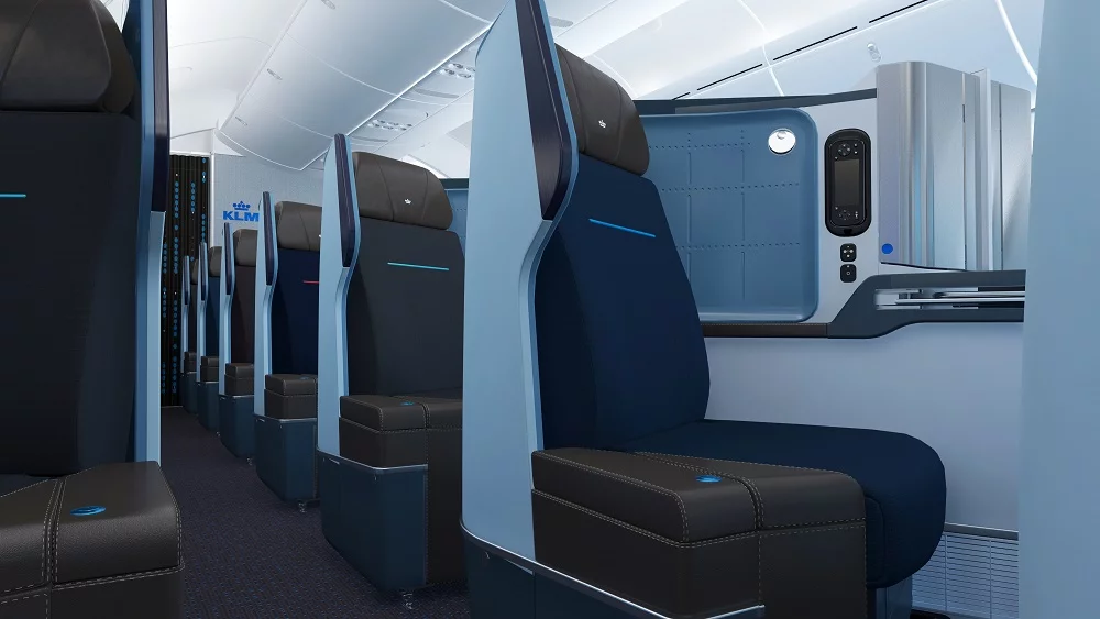 A cabine da classe executiva World Business Class da KLM, com poltronas que reclinam 180 graus